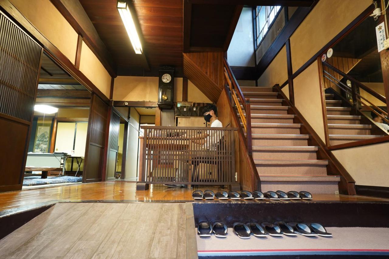 Hostel Murasaki Ryokan Τακαγιάμα Εξωτερικό φωτογραφία