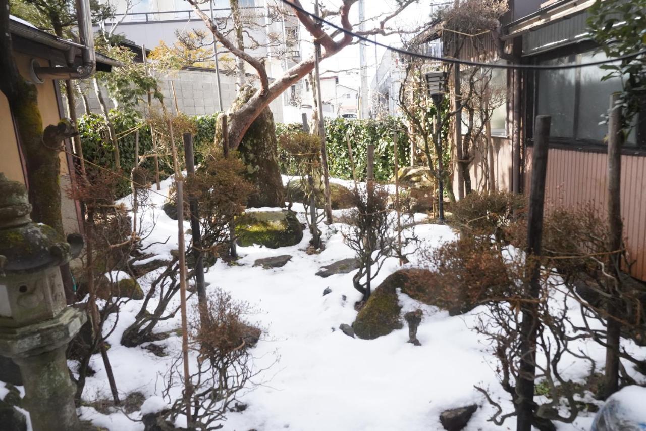 Hostel Murasaki Ryokan Τακαγιάμα Εξωτερικό φωτογραφία