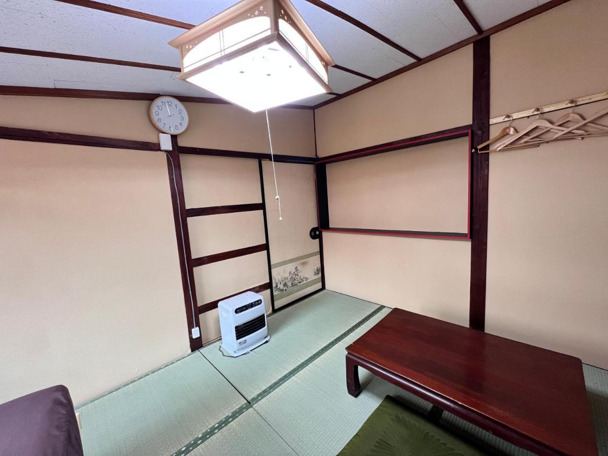 Hostel Murasaki Ryokan Τακαγιάμα Εξωτερικό φωτογραφία